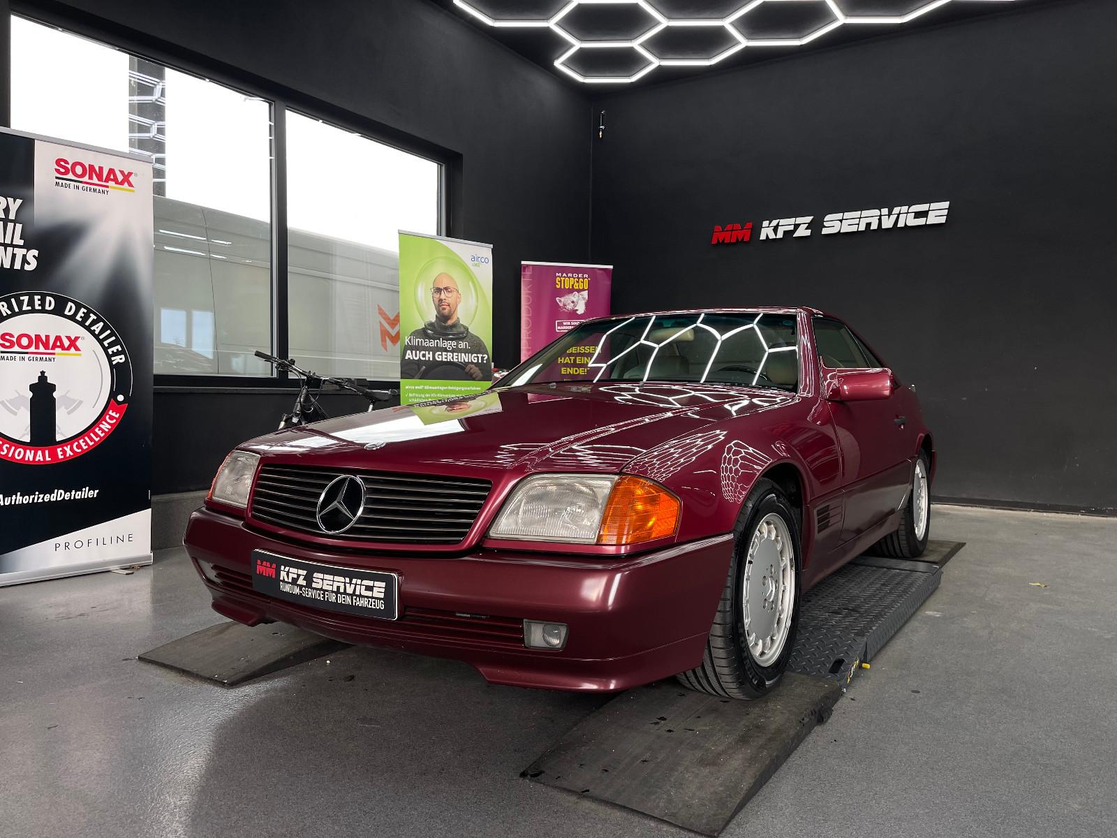Mercedes-Benz TOP GEPFLEGTER SL300 1.HAND*VOLLLEDER*UNFALLFREI
