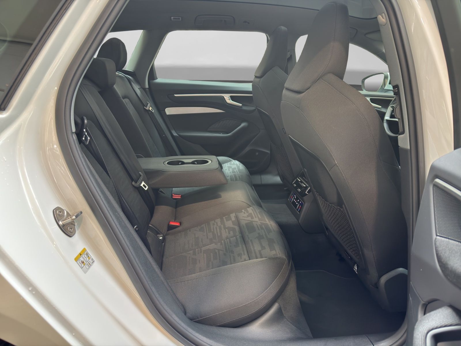 Audi A6 - Bild 6
