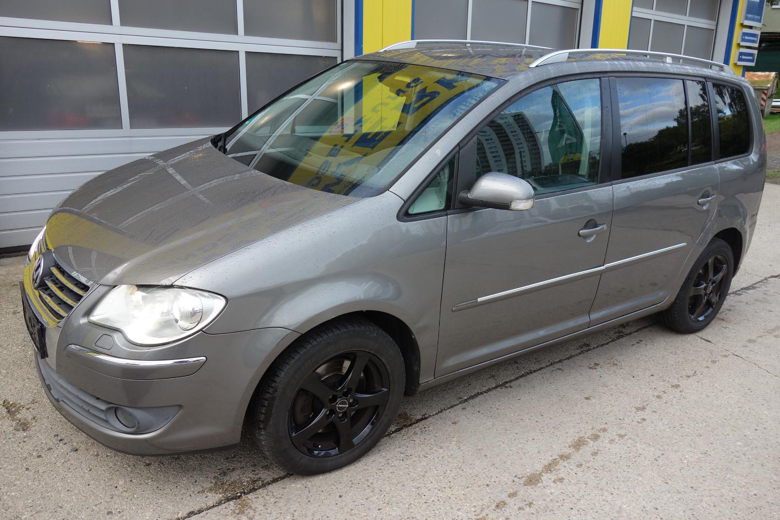 Volkswagen Touran 2.0TDI Highline*2.HAND*TÜV 04.27*DSG