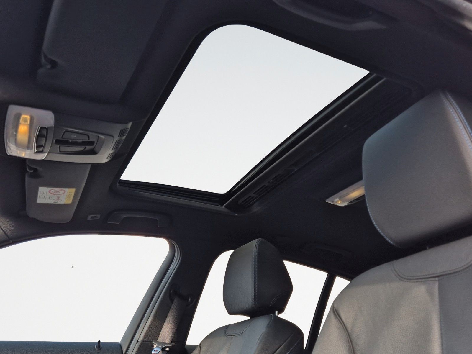 Fahrzeugabbildung BMW M140i XDRIVE LEDER PANO MEMORY H&K KAM 1.HD