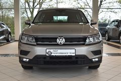 VW Tiguan 1.5 TSI~Navi~LED~Kamera~Keyless Go~Apple VW Tiguan 1.5 TSI~Navi~LED~Kamera~Keyless Go~Apple