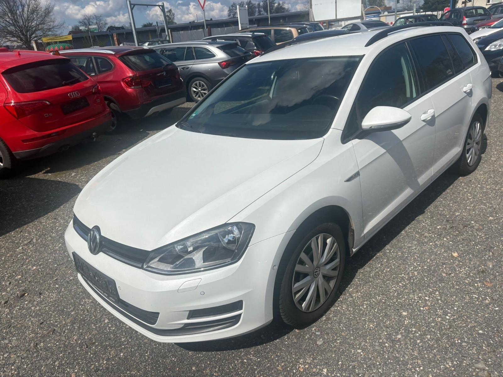 Volkswagen Golf VII 1.4 TSI Variant Cup BMT