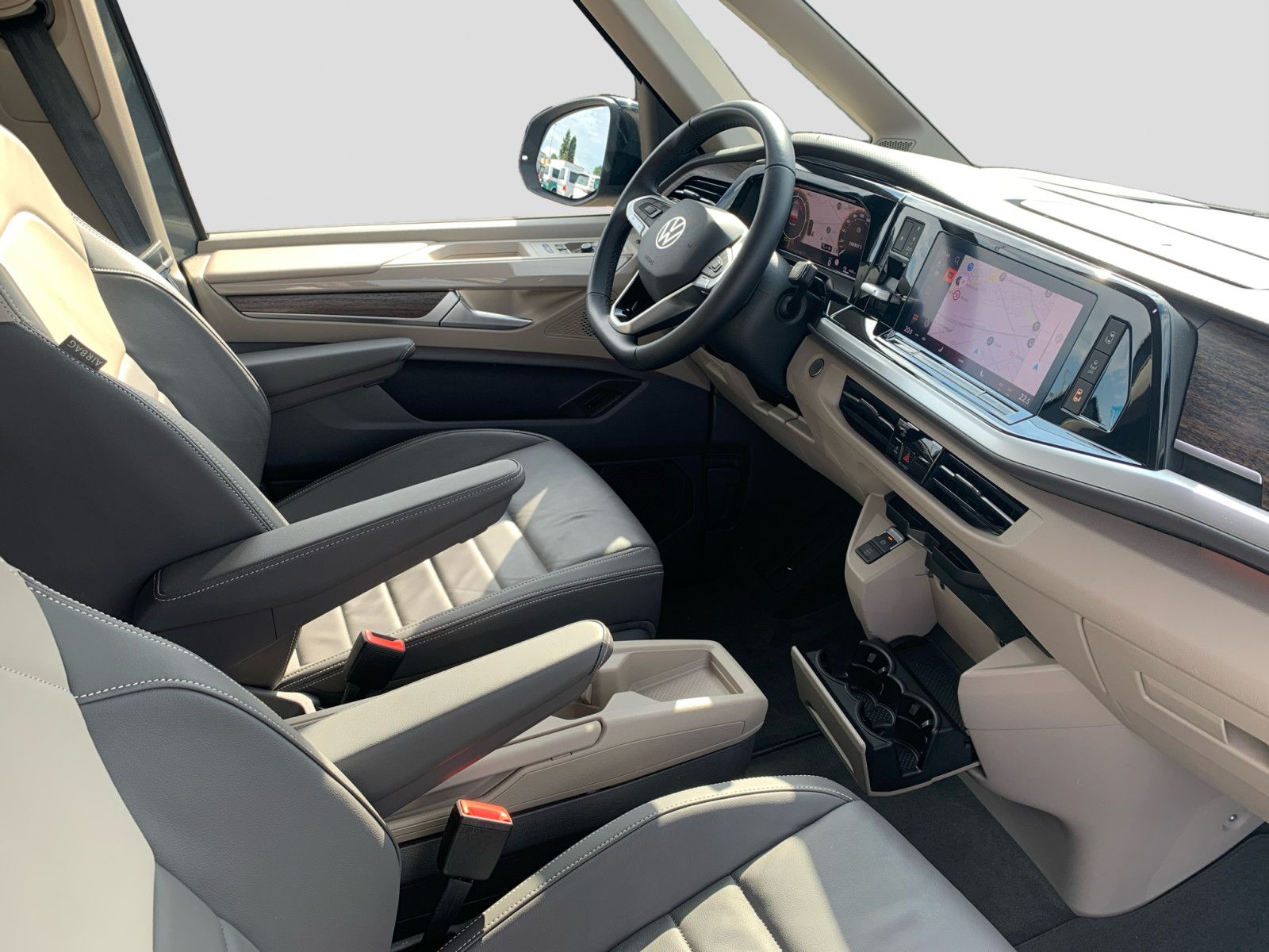 Volkswagen T7 Multivan - Bild 8