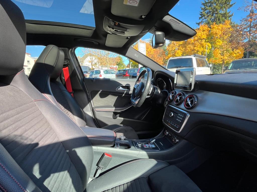 Mercedes-Benz GLA 45 AMG