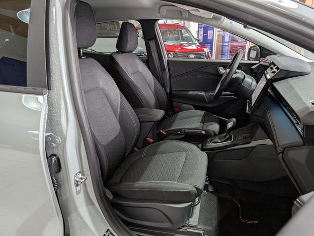 Ford Puma Titanium Automatik NEUES MODELL