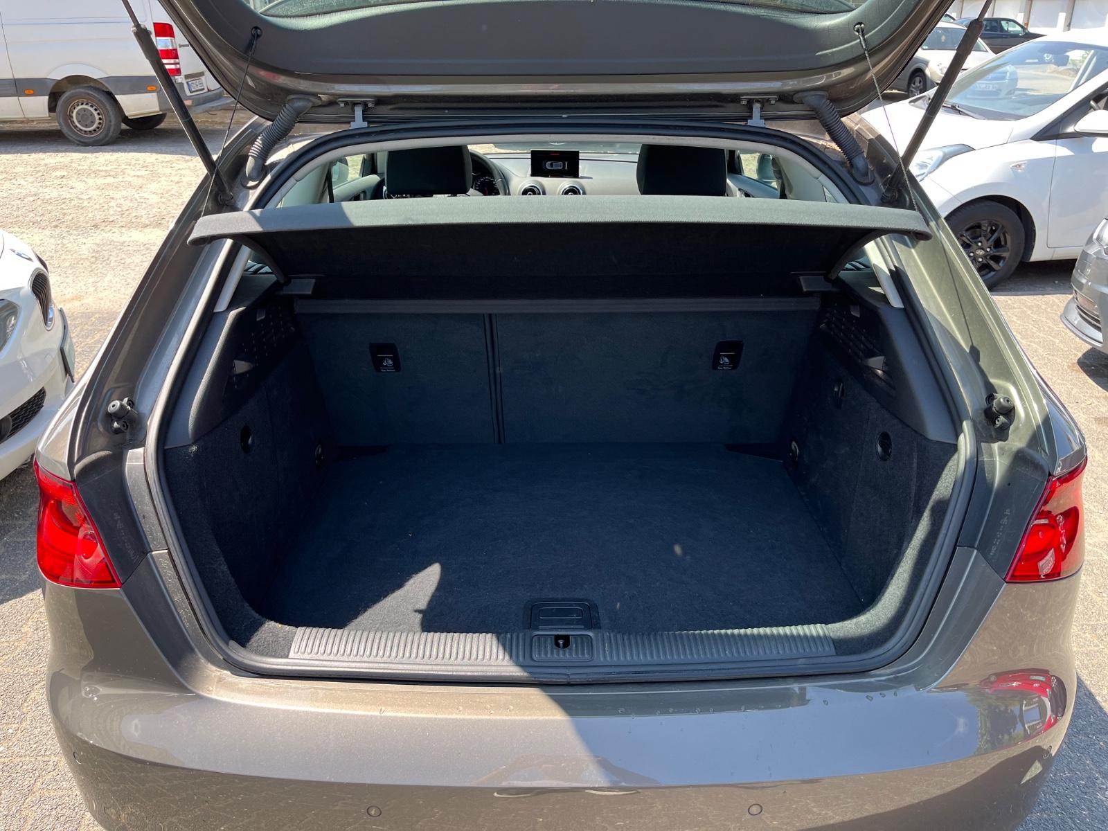 Audi A3 attraction*Garantie