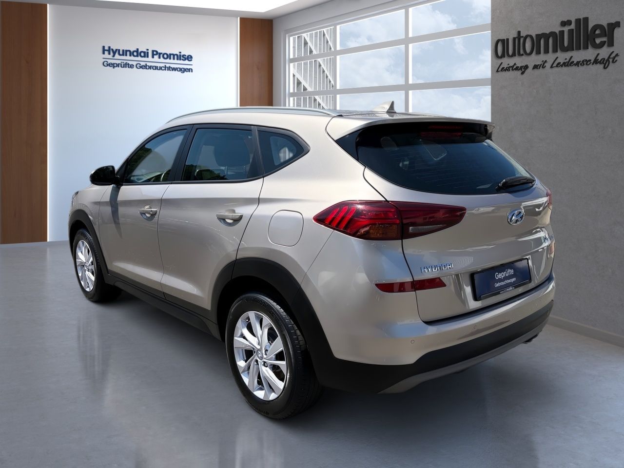 Fahrzeugabbildung Hyundai TUCSON TREND SHZ*LHZ*LM*SPURH*