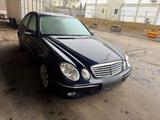 Mercedes-Benz Mercedes Benz E240 Automatik Schiebedach L... - gebrauchte Mercedes-Benz E 240 aus dem Jahr 2003