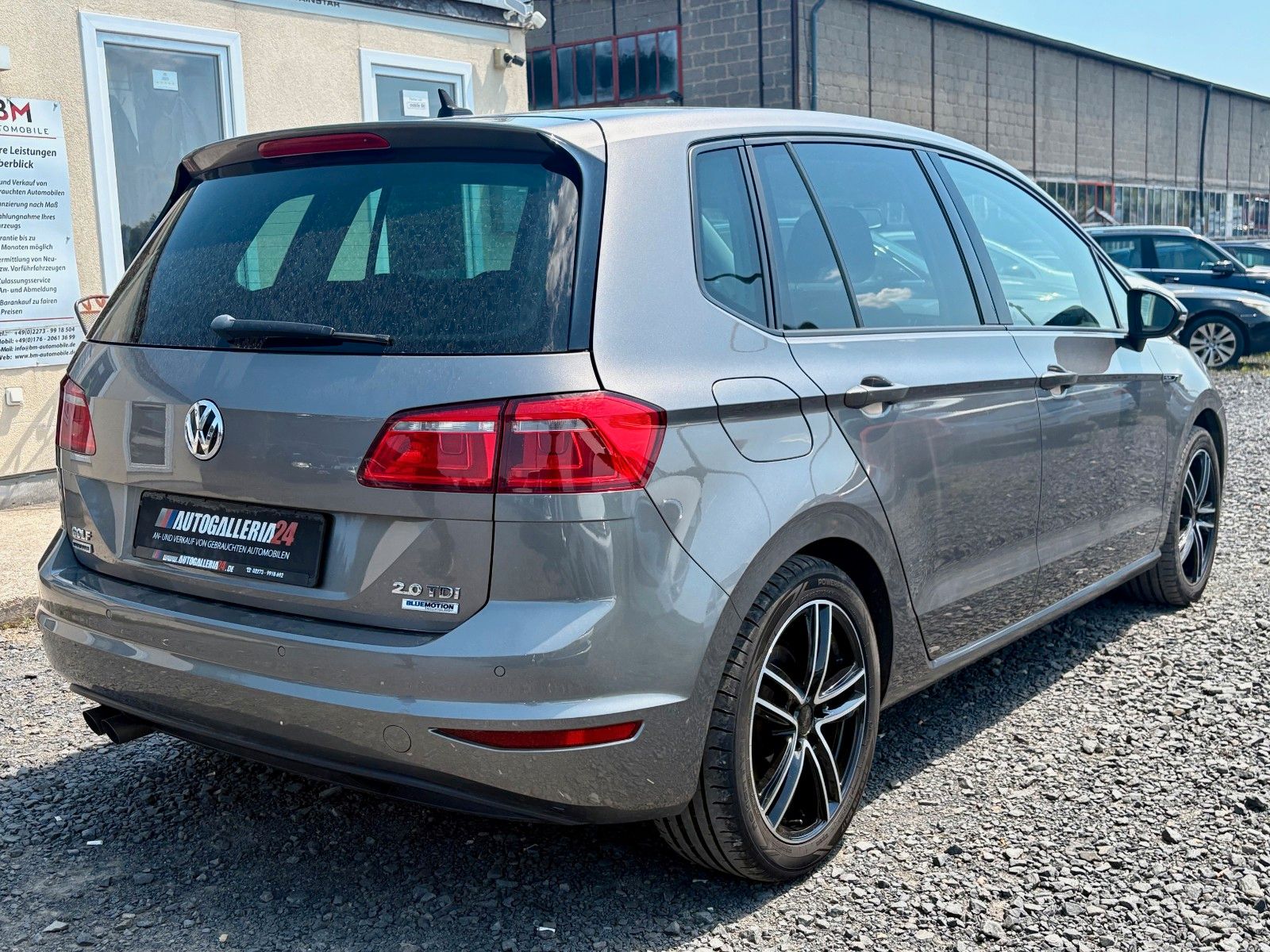 Fahrzeugabbildung Volkswagen Golf Sportsvan 2.0 TDI VII Lounge Xenon AHK ACC