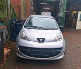 Peugeot 107 - Peugeot 107 in Frankfurt (Main)