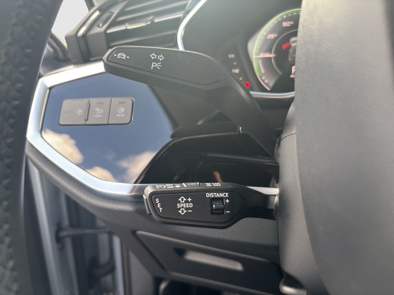 Audi Q3 45 TFSI e S tronic LED Navi RKamera APS SHZ foto 17
