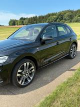 Audi SQ5 3.0 TFSI tiptronic quattro - - Audi SQ5 mit Benzin-Antrieb