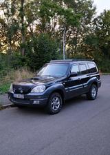 Hyundai Terracan - Robuster Allrad-Offroader mit Zubehör - Hyundai Terracan: Allradantrieb