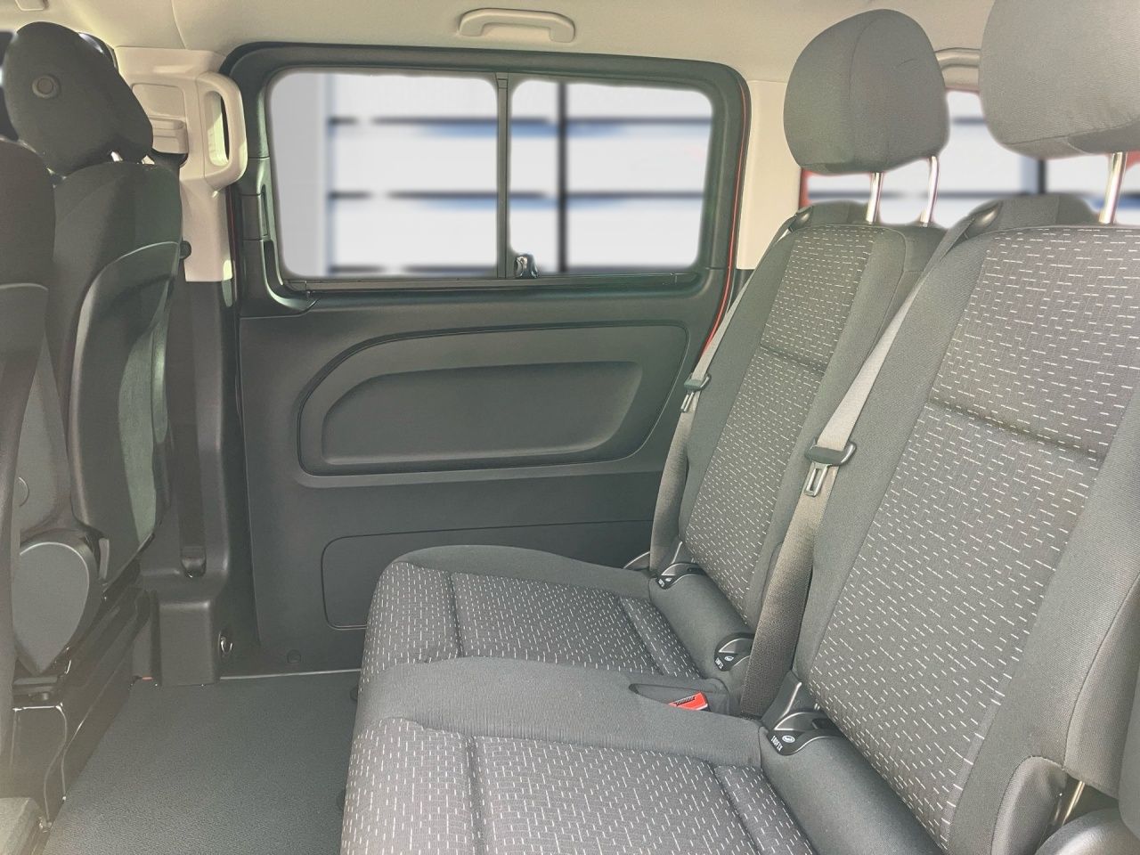 Fahrzeugabbildung Mercedes-Benz Vito 119 CDI 4x4 Mixto Extralang ALLRAD+LED+WARM