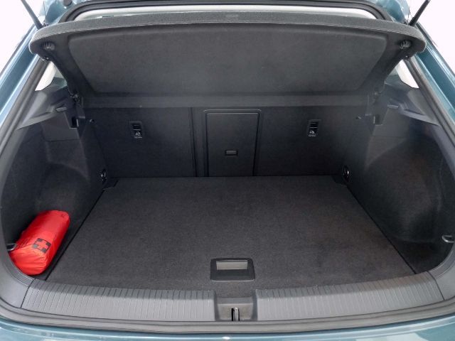 Fahrzeugabbildung Volkswagen T-Roc Style 2.0 TDI DSG | LED RFK ACC