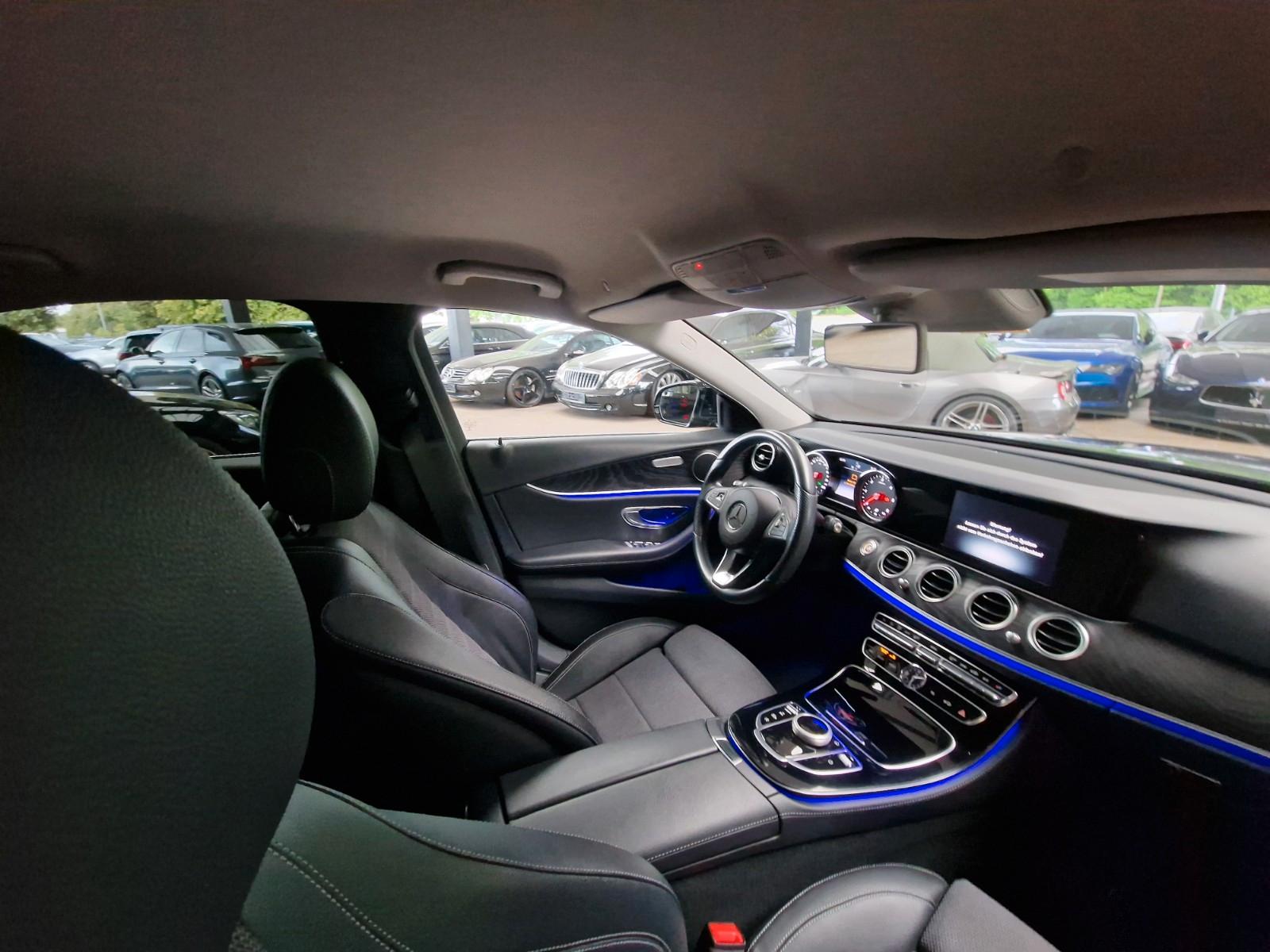 Mercedes-Benz E 220d Lim. AVANTGARDE Teilleder/Kamera/LED