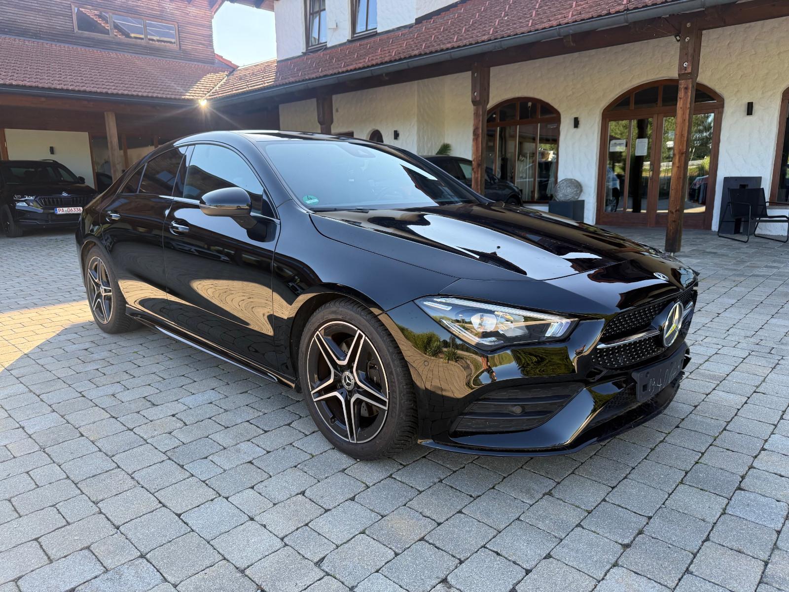 Mercedes-Benz CLA 200 AMG Night-Paket/LED/Ambiente