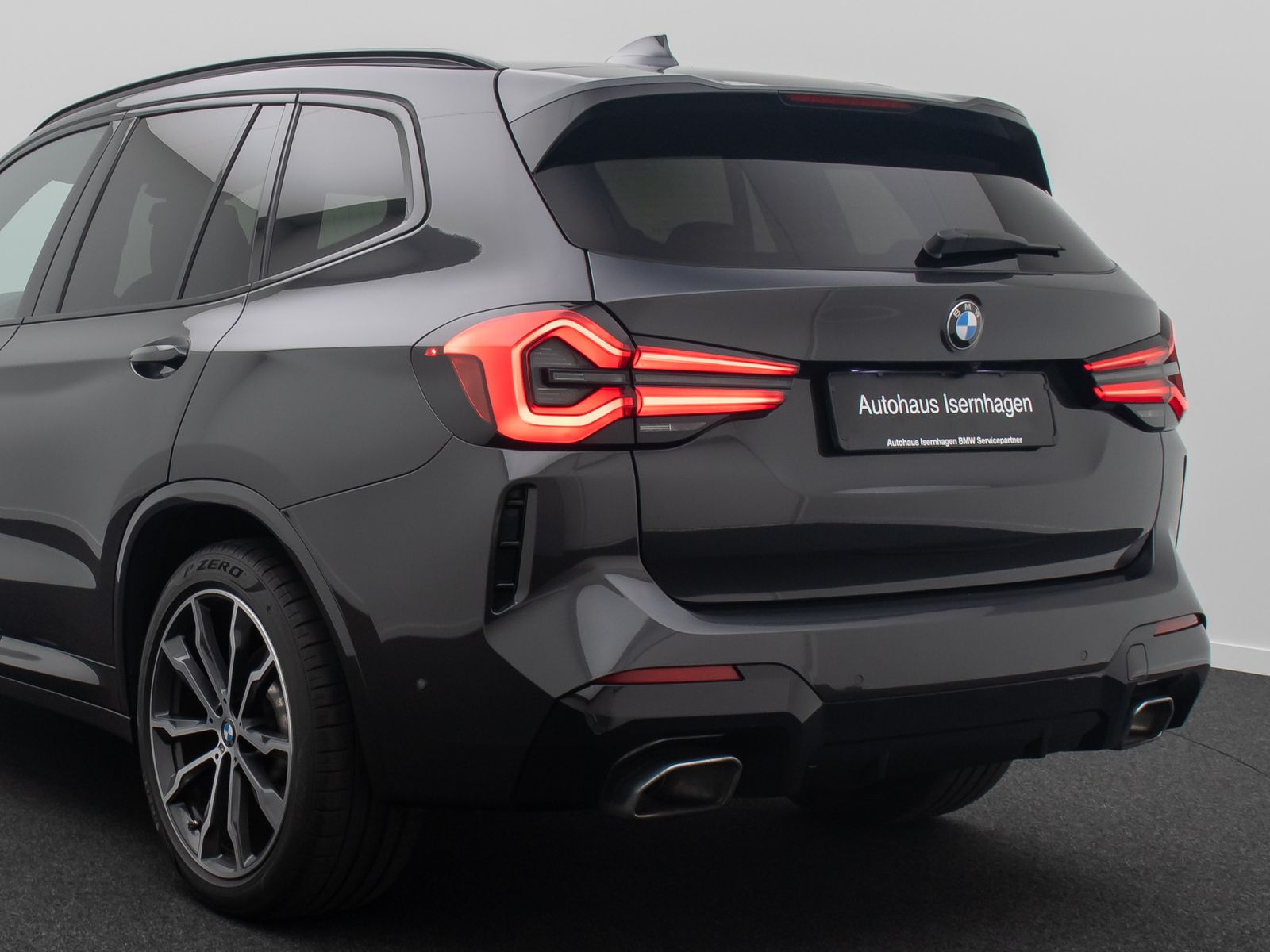 Fahrzeugabbildung BMW X3 xD30d M Sport 360°Laser Standheizung HiFi DAB