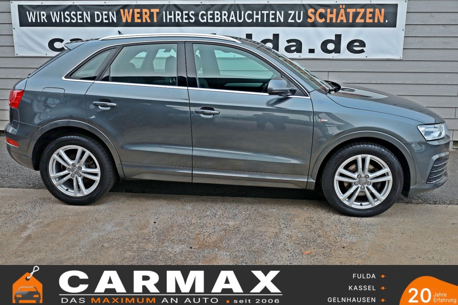 Fahrzeugabbildung Audi Q3 quattro S Line T.Leder,Navi,Xenon,SH,PDC,AHK