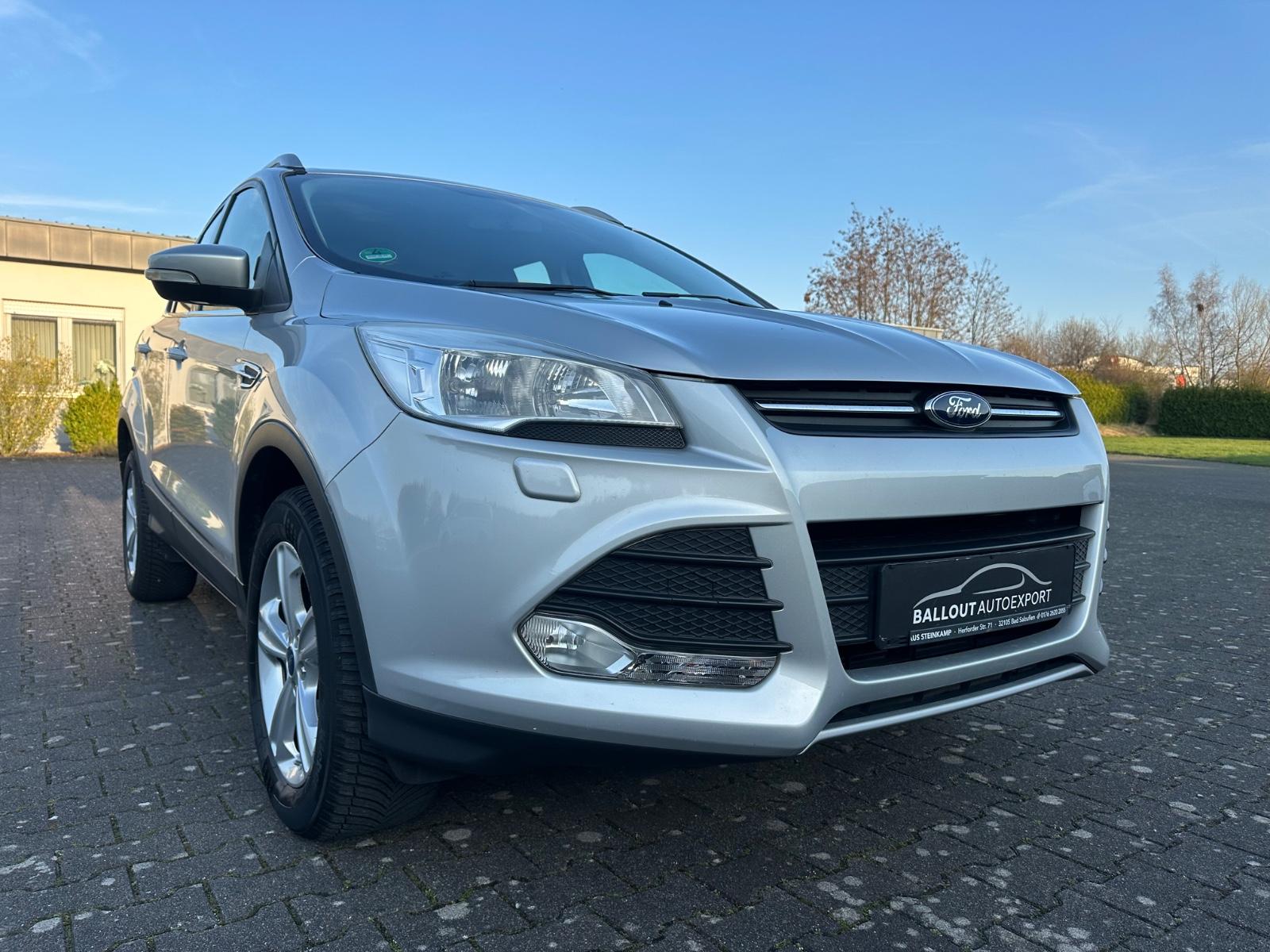 Ford Kuga 1,6 EcoBoost 4x4 134kW Automatik,AHK