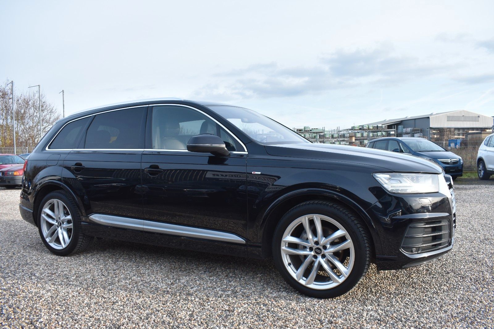 Fahrzeugabbildung Audi Q7 3.0 TDI quattro S Line Sitzbel. AHK Massage