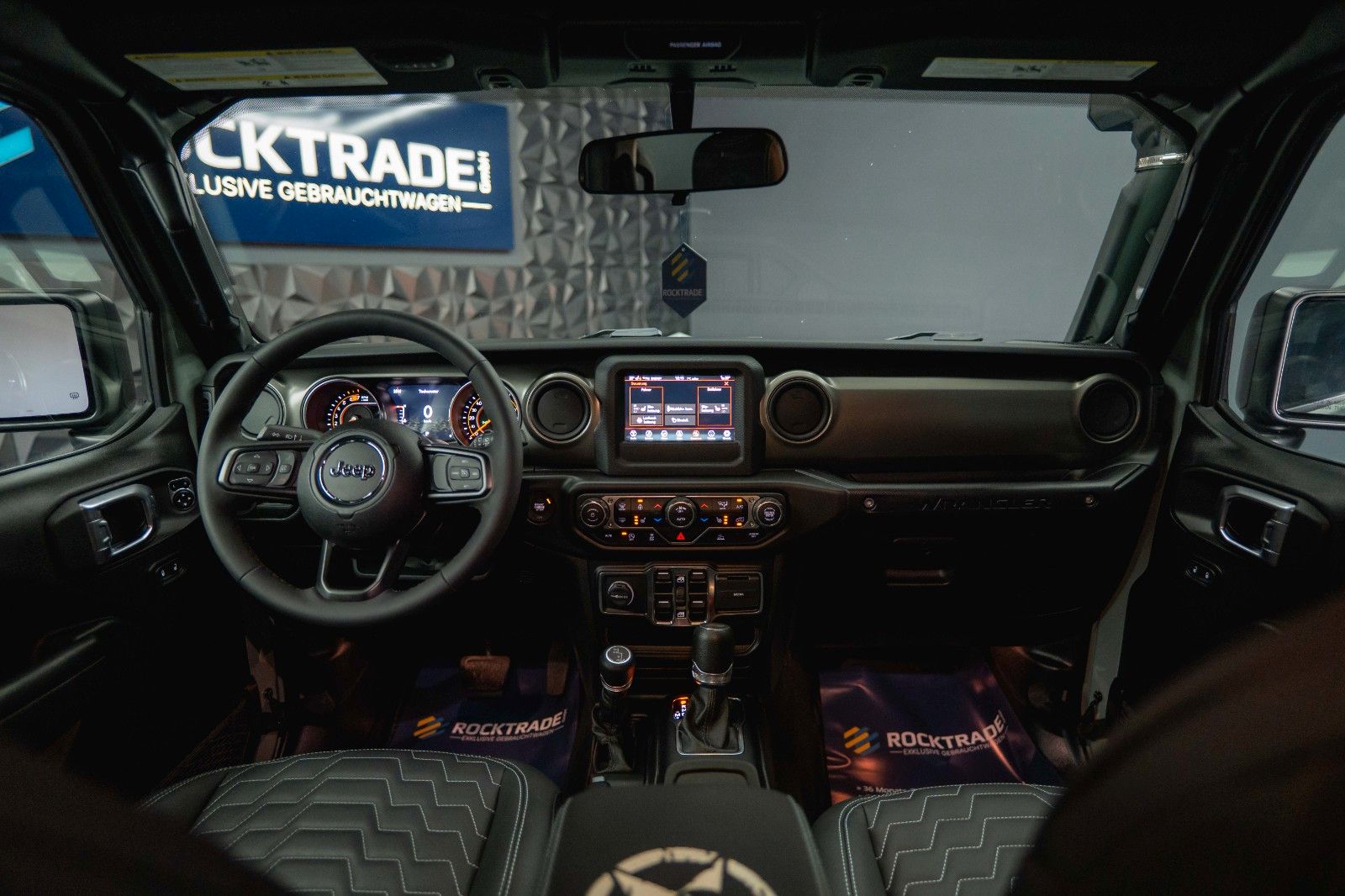 Fahrzeugabbildung Jeep Wrangler 2.0 T UNLIMITED SPORT S OFFROAD 4x4 LED