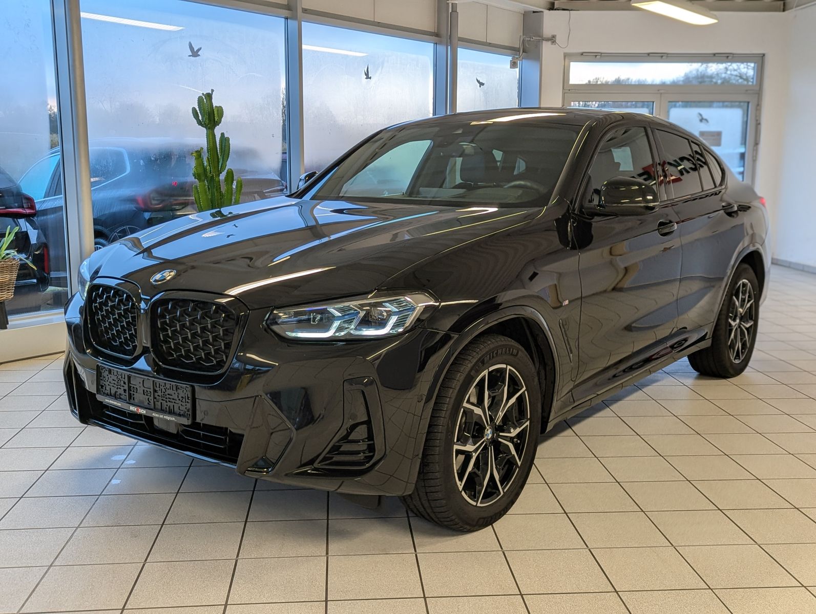 BMW X4 xDrive20i M-Sport Innov. ACC Laser Pano AHK - Image 3