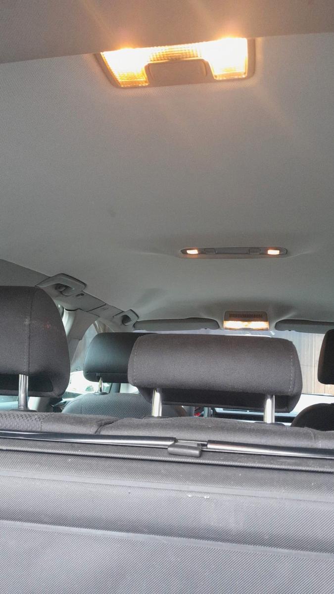 Audi A4 2004 — photo 12