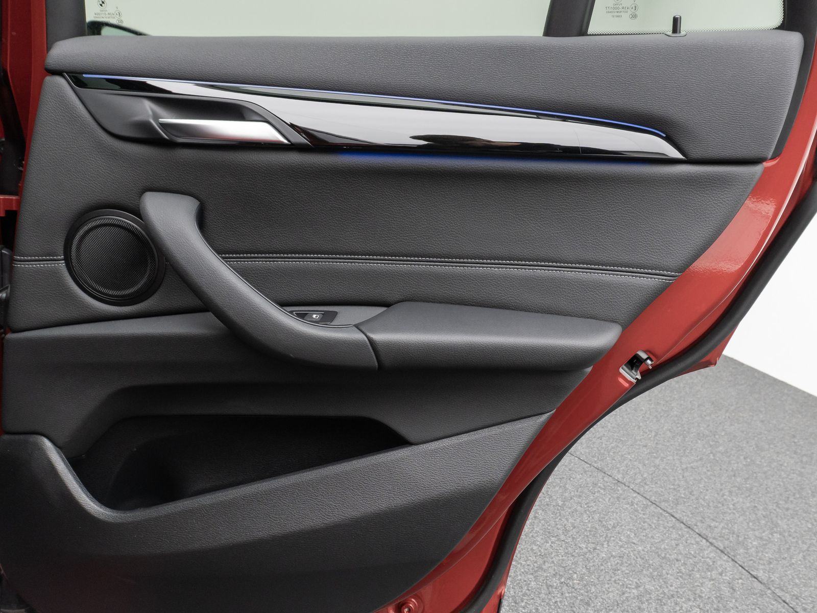 Fahrzeugabbildung BMW X1 xD20d Sport Line Panorama Kamera HUD DAB AHK