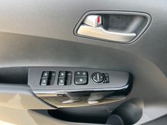 Fahrzeugabbildung Kia Picanto 1.0 Vision Navigation