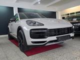 Porsche Cayenne Coupe Turbo GT*Carbon - Porsche: Turbo