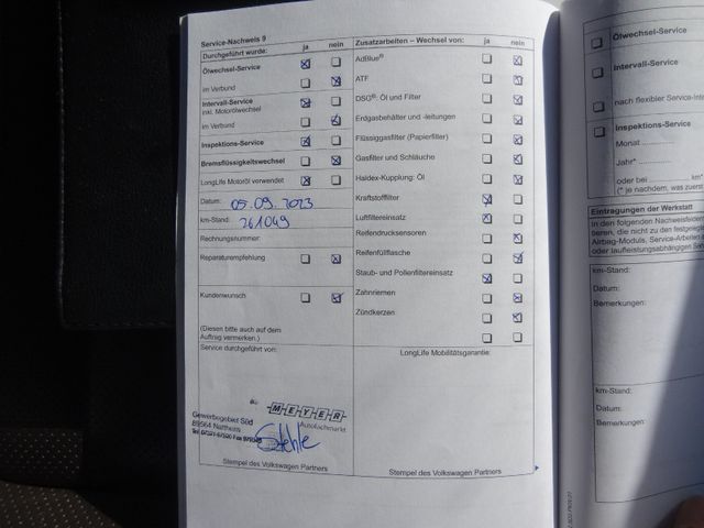 Fahrzeugabbildung Volkswagen Passat Lim. 4x4/Leder/AHK/GSD/Kamera/Navi/StH/