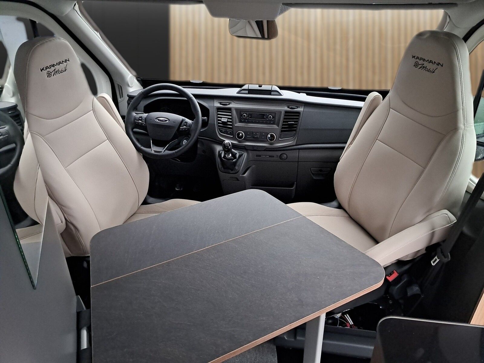Fahrzeugabbildung Karmann Dexter 4x4 DE 570 AW Rückfahrkamera, Tageszul.