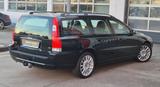 Volvo V70 D5 Automatik XENON/LEDER/SHZ/PDC/AHK/TEMPO - Volvo V70: L