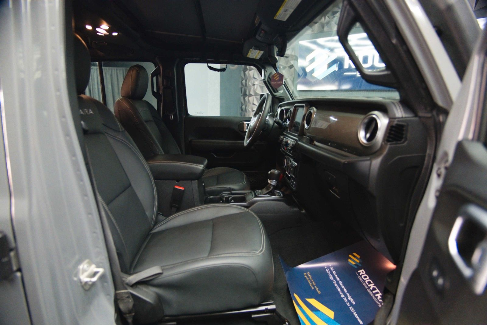Fahrzeugabbildung Jeep Wrangler 3.6 V6 UNLIMITED SAHARA OFFROAD 4x4 LED