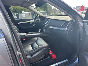 Volvo XC90 - 11