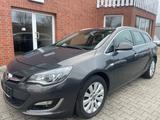 Opel Astra J Sports Tourer Innovation???? Automatik??