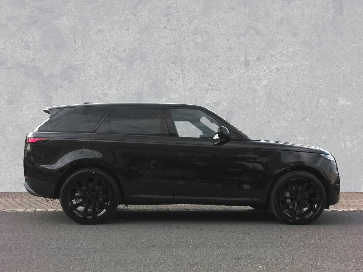 Fahrzeugabbildung Land Rover Range Rover Sport D250 SE