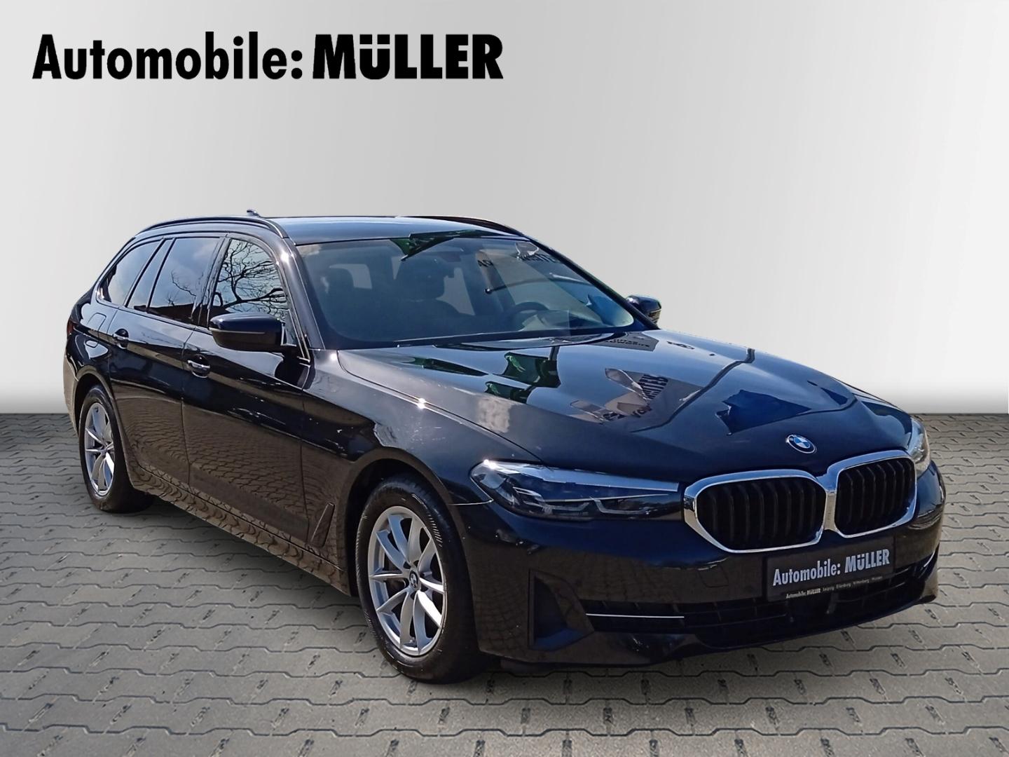 BMW 530 d xDrive Tour+HUD+KAMERA+ACC+AHK+LENKRADHZG+