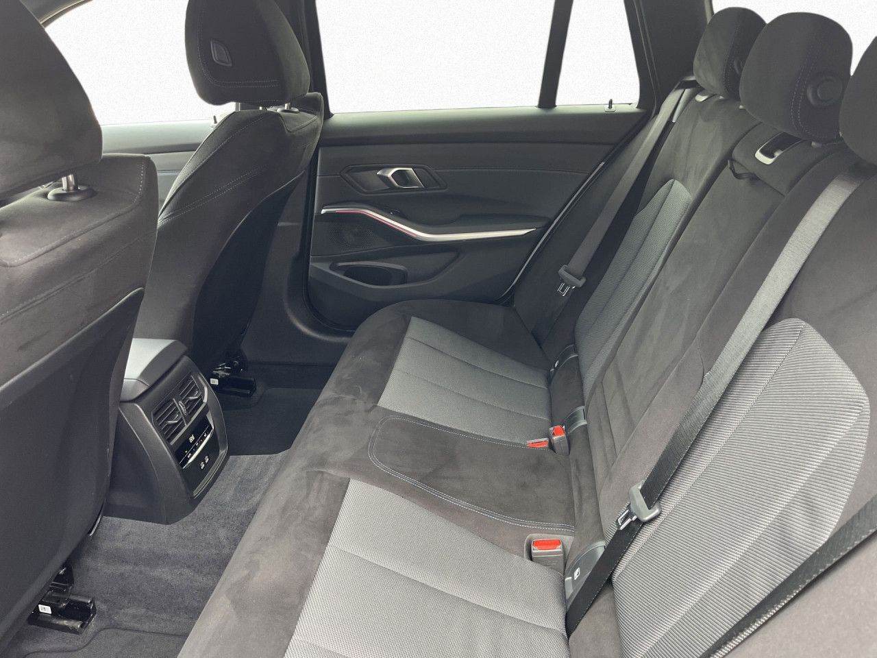 BMW 320 - Bild 13