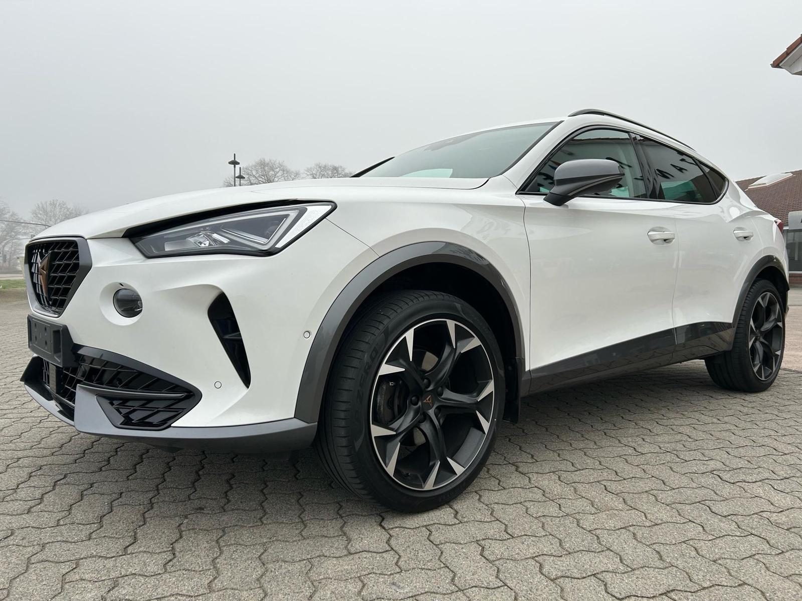 Cupra Formentor 1.5 TSI DSG / AHK