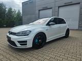 Volkswagen Golf 2.0 TSI 4MOTION BMT R - Volkswagen