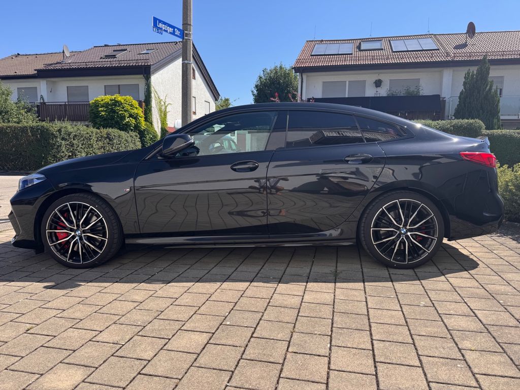 Image of BMW M235