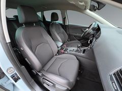 Fahrzeugabbildung Seat Leon FR 1,5 TSI Navi Sitzh LED Full-Link 2.Hand