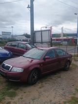 Skoda Superb SUPER. 2,0 Benzin - gebrauchte Skoda Superb aus dem Jahr 2002