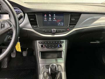 Fotografie des Opel Astra 1.5 D Sports Tourer 120 Jahre