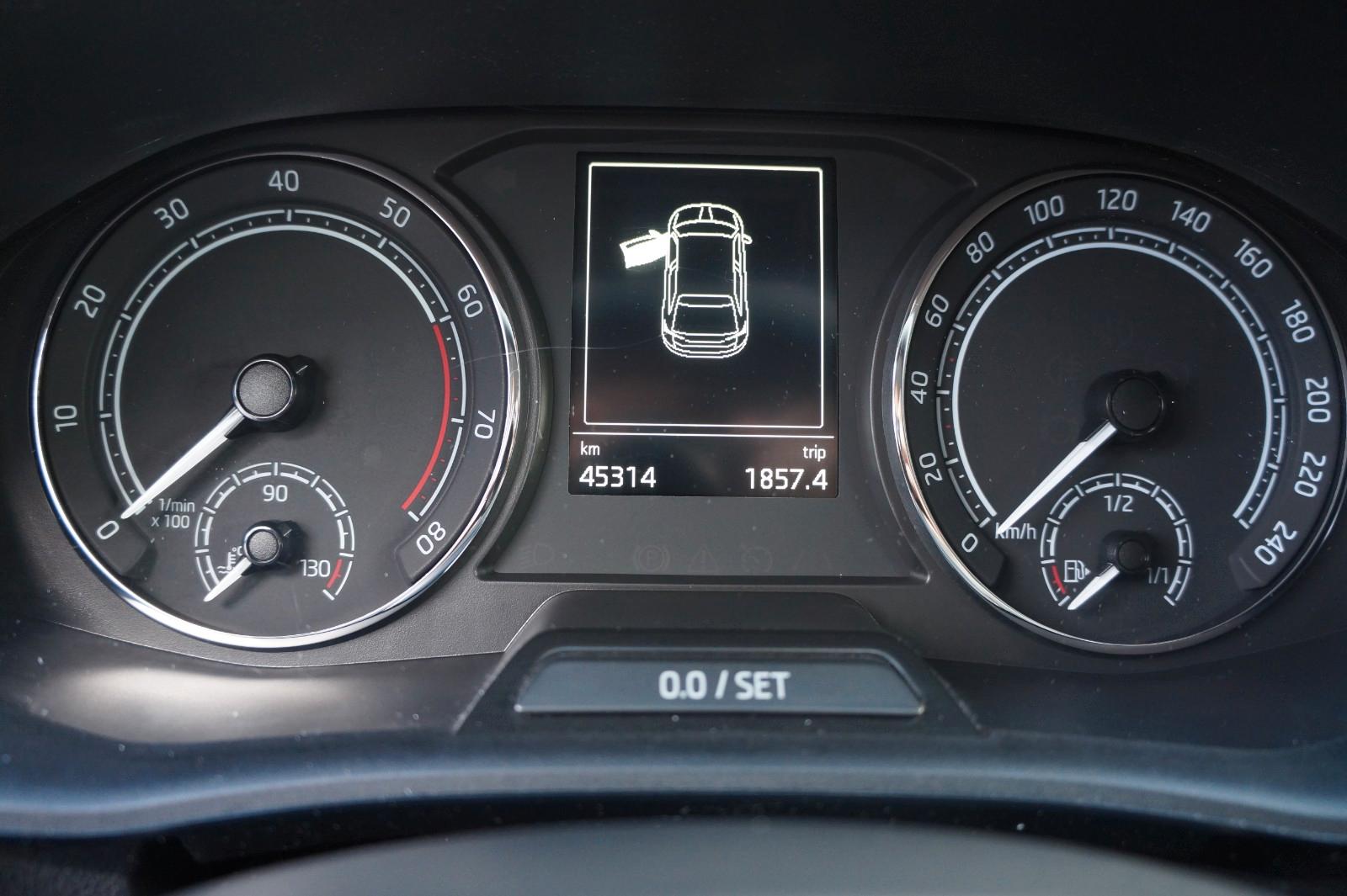 Skoda Fabia Active*LED*PDC*KLIMA*SHZ*SMARTLINK*