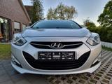 Hyundai i40 CW Style, Kombi, AHK, PDC, HU Neu - gebrauchte Hyundai i40 aus dem Jahr 2012