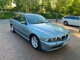 BMW E39 520iA Touring Original 177 tkm Lif... - BMW 520: Kombi, 520i E39