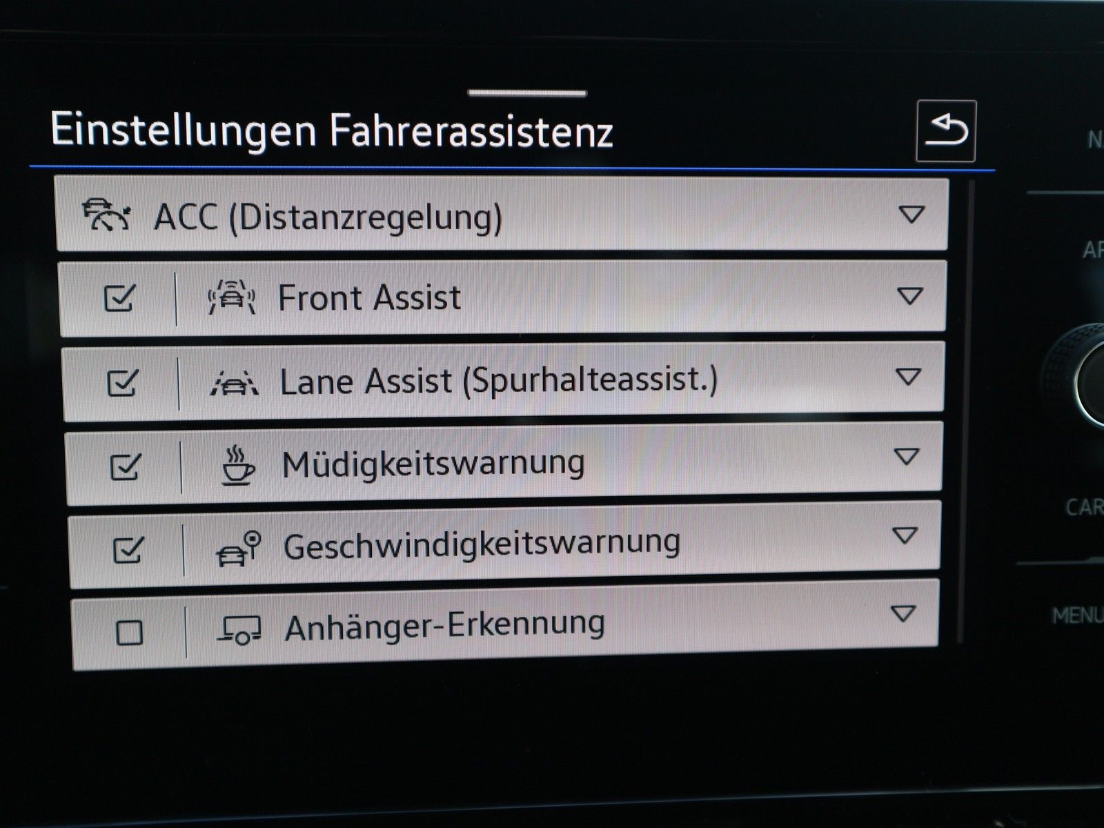 Volkswagen T-Roc - Bild 18